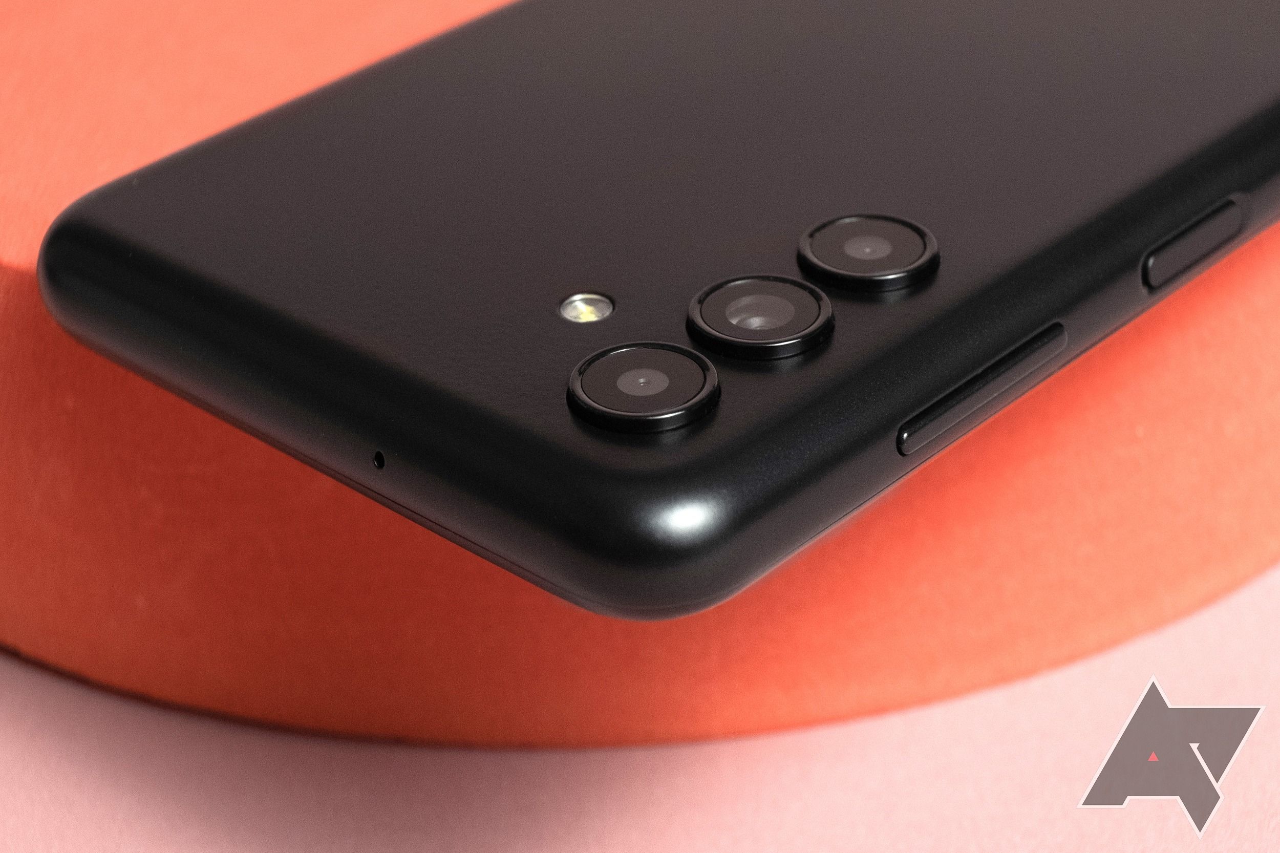 You are currently viewing Samsung updates the Galaxy A13 5G to Android 13, in a nice bit of symmetry
<span class="bsf-rt-reading-time"><span class="bsf-rt-display-label" prefix=""></span> <span class="bsf-rt-display-time" reading_time="1"></span> <span class="bsf-rt-display-postfix" postfix="min read"></span></span><!-- .bsf-rt-reading-time -->