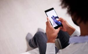 Read more about the article How Large Retail Brands Are Using Augmented Reality