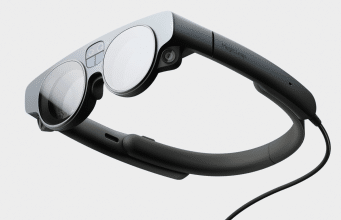 You are currently viewing Report: Meta in Talks with Magic Leap for Multiyear AR Headset Tech Deal
<span class="bsf-rt-reading-time"><span class="bsf-rt-display-label" prefix=""></span> <span class="bsf-rt-display-time" reading_time="2"></span> <span class="bsf-rt-display-postfix" postfix="min read"></span></span><!-- .bsf-rt-reading-time -->