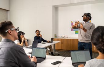 You are currently viewing [Industry Direct] Snapdragon Spaces Expands Support for the Next Generation of MR Devices
<span class="bsf-rt-reading-time"><span class="bsf-rt-display-label" prefix=""></span> <span class="bsf-rt-display-time" reading_time="2"></span> <span class="bsf-rt-display-postfix" postfix="min read"></span></span><!-- .bsf-rt-reading-time -->