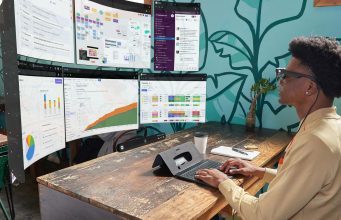 You are currently viewing Sightful Unveils ‘Spacetop G1’ Headless AR Workstation, Aiming to Best the Rest in Battery Life
<span class="bsf-rt-reading-time"><span class="bsf-rt-display-label" prefix=""></span> <span class="bsf-rt-display-time" reading_time="2"></span> <span class="bsf-rt-display-postfix" postfix="min read"></span></span><!-- .bsf-rt-reading-time -->