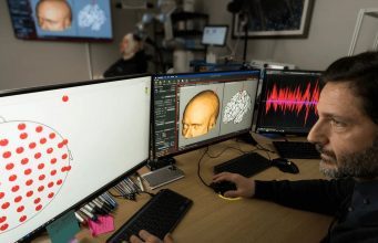 You are currently viewing Valve Founder’s Neural Interface Company to Release First Brain Chip This Year
<span class="bsf-rt-reading-time"><span class="bsf-rt-display-label" prefix=""></span> <span class="bsf-rt-display-time" reading_time="3"></span> <span class="bsf-rt-display-postfix" postfix="min read"></span></span><!-- .bsf-rt-reading-time -->