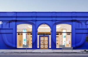 Read more about the article Meta Reportedly Set to Expand Retail Locations as Smart Glasses Competition Heats Up
<span class="bsf-rt-reading-time"><span class="bsf-rt-display-label" prefix=""></span> <span class="bsf-rt-display-time" reading_time="2"></span> <span class="bsf-rt-display-postfix" postfix="min read"></span></span><!-- .bsf-rt-reading-time -->