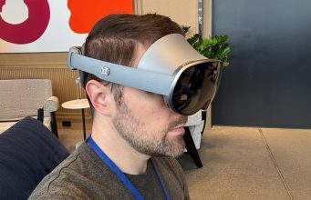 You are currently viewing Galaxy XR is the Headset the Industry Needs to Take Its Next Major Step
<span class="bsf-rt-reading-time"><span class="bsf-rt-display-label" prefix=""></span> <span class="bsf-rt-display-time" reading_time="2"></span> <span class="bsf-rt-display-postfix" postfix="min read"></span></span><!-- .bsf-rt-reading-time -->